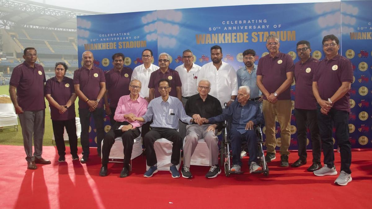 MCA honours members of Mumbai’s first-ever FC match at Wankhede with Rs 10 lakh cash rewards